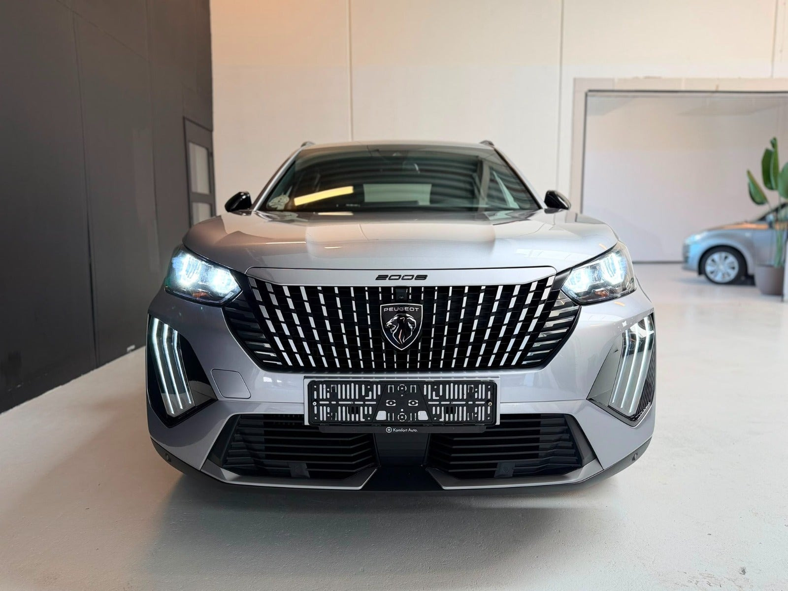 undefined Peugeot 2008 fra 2023