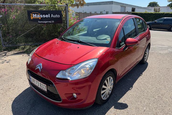 Grøn Citroën C3 fra 2012 set udefra