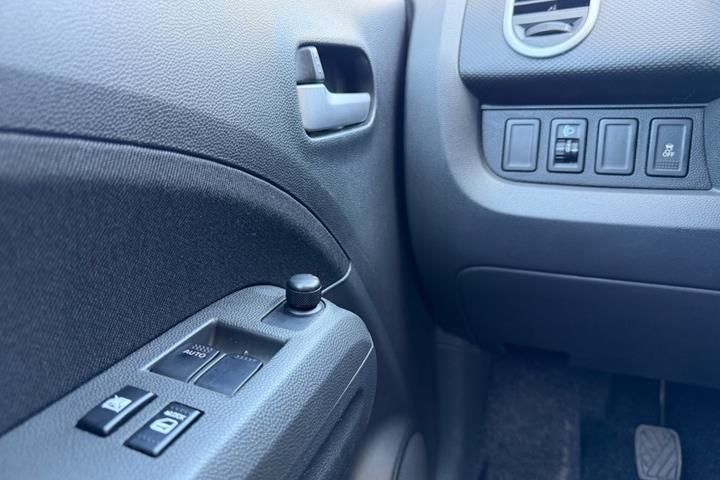 Grøn Suzuki Splash fra 2014