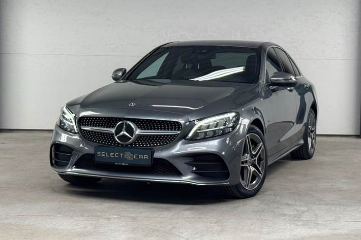 Grå Mercedes C300 de fra 2020
