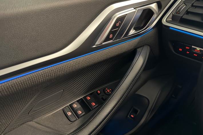 Grå BMW i4 fra 2022