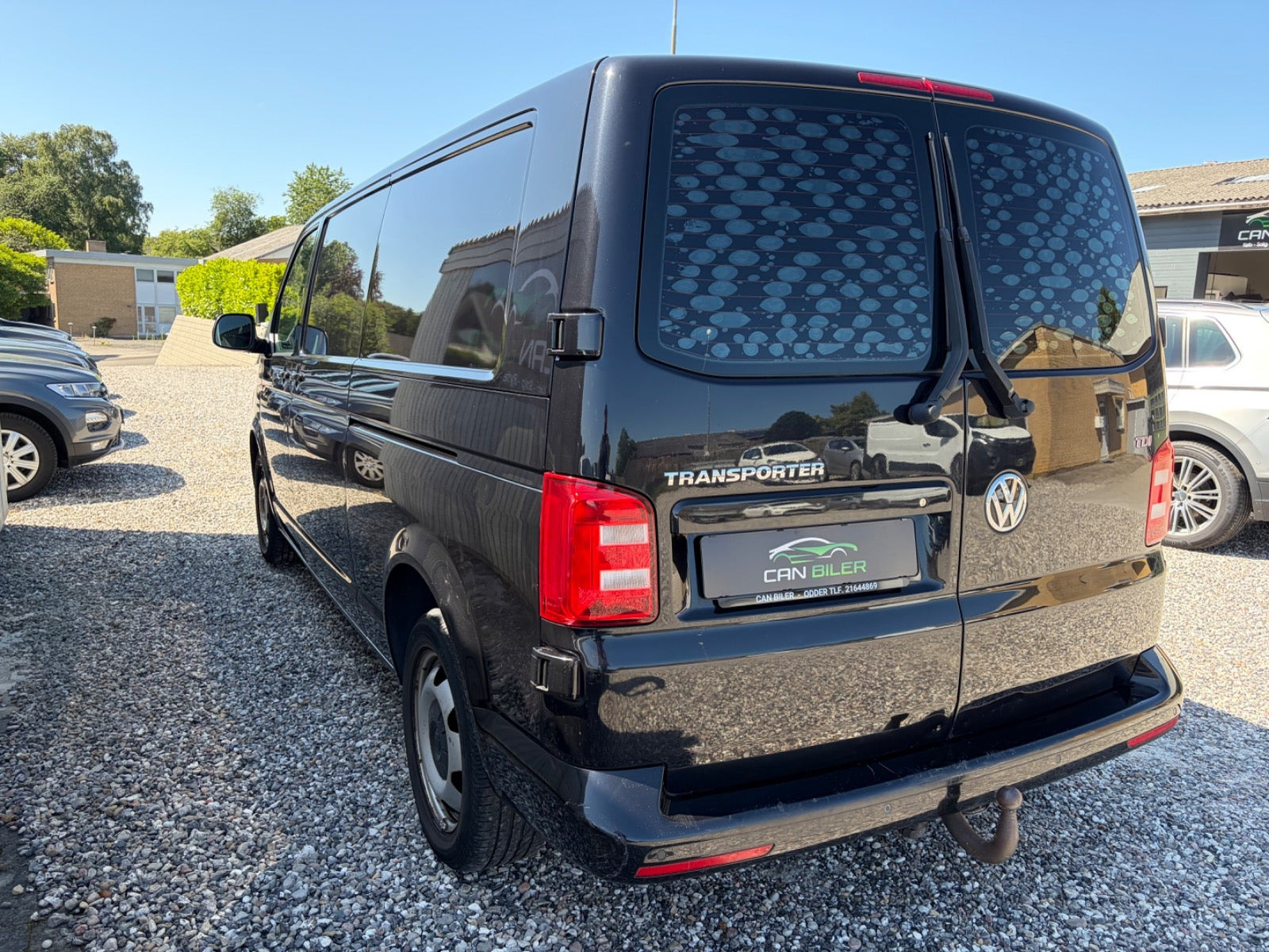Sort VW Transporter fra 2017