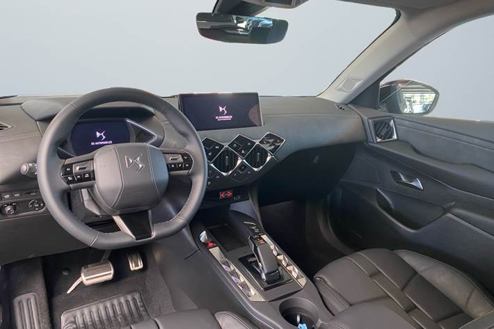 Grå DS DS 3 CrossBack fra 2024