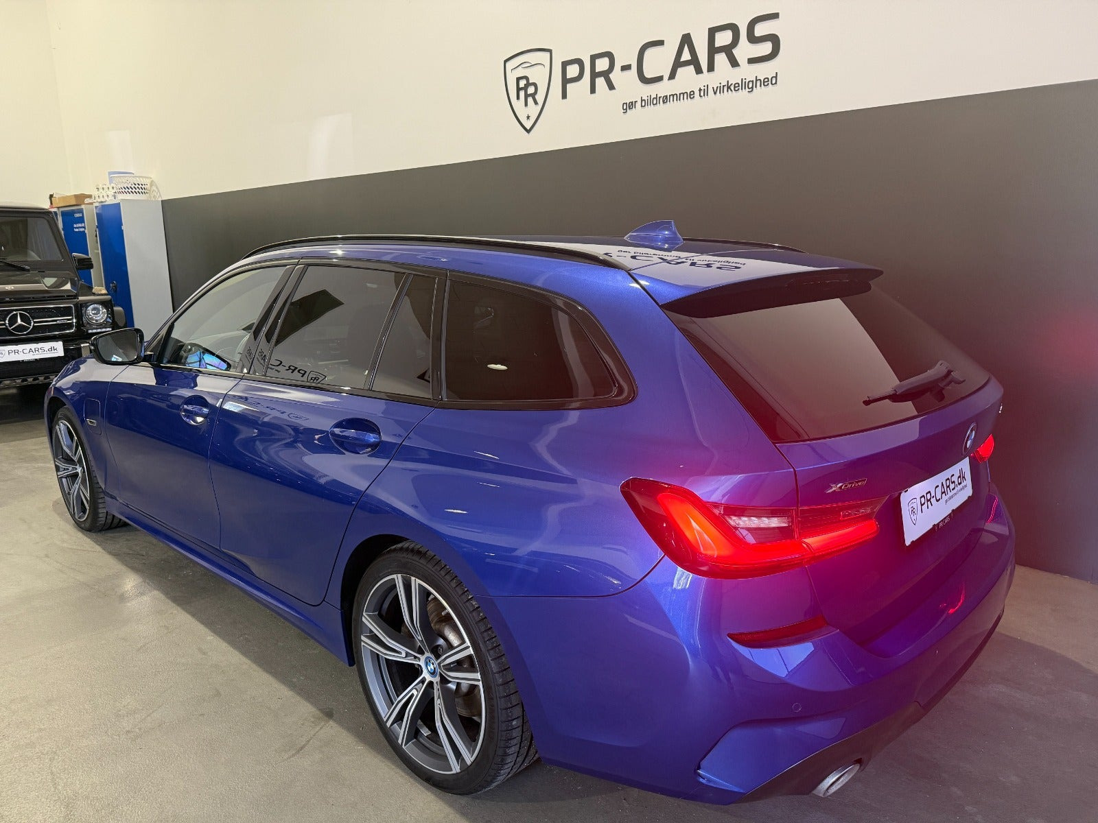 undefined BMW 330e fra 2022