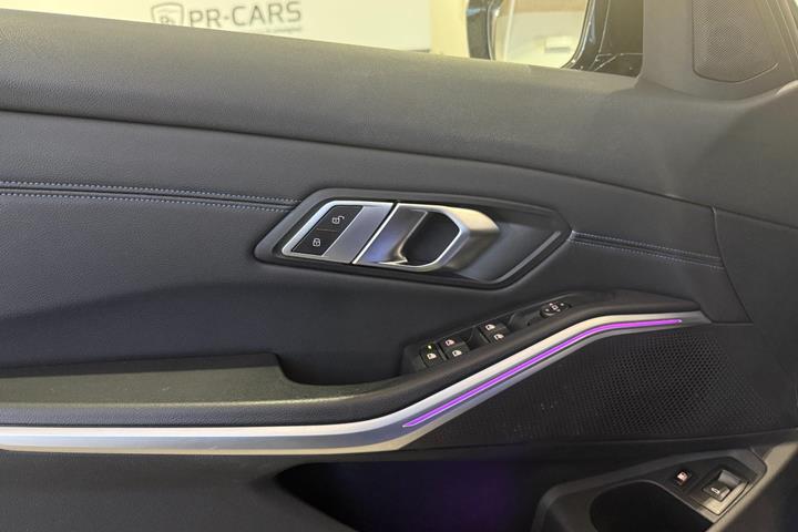 undefined BMW 330e fra 2022
