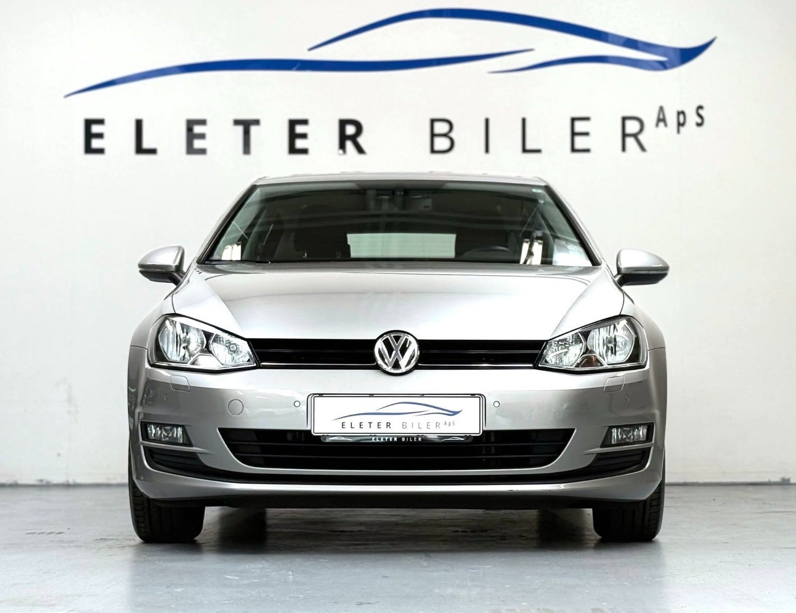 Sølv VW Golf VII fra 2014