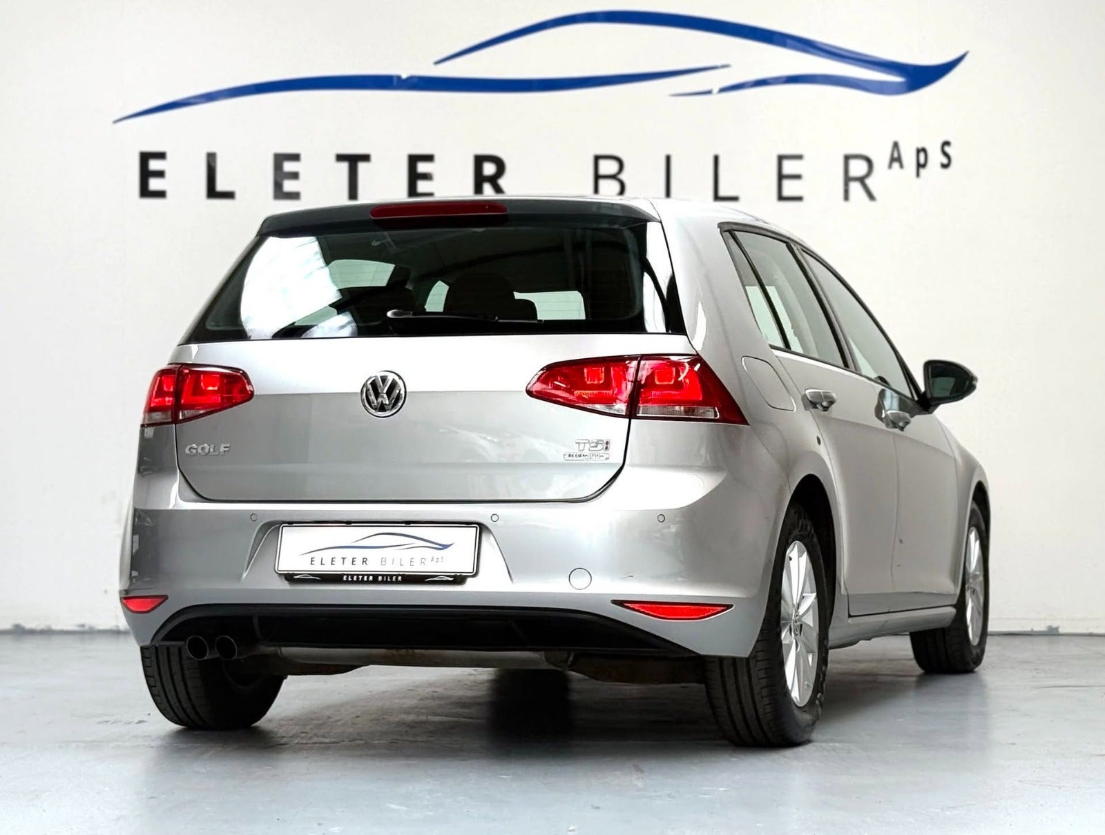 Sølv VW Golf VII fra 2014