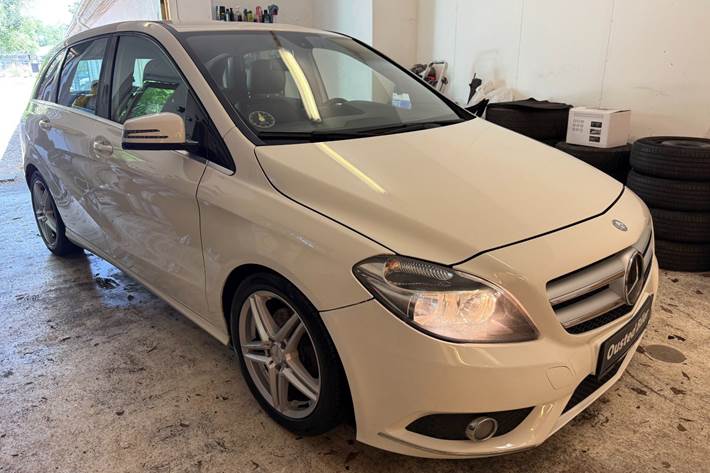 undefined Mercedes B180 fra 2013