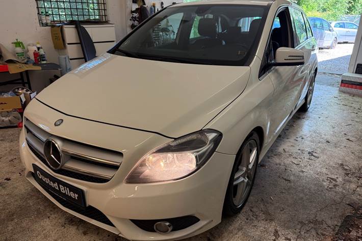 undefined Mercedes B180 fra 2013