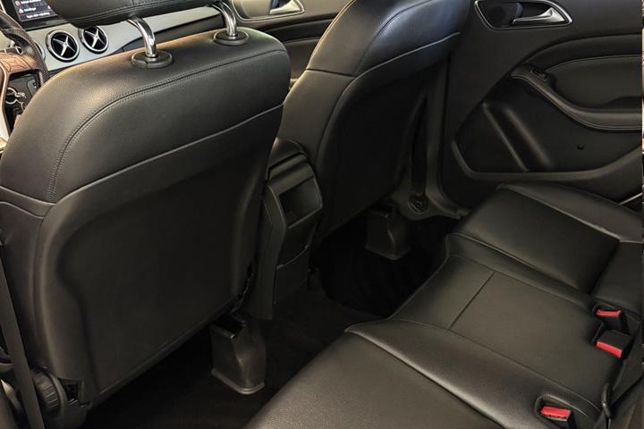 undefined Mercedes B180 fra 2013