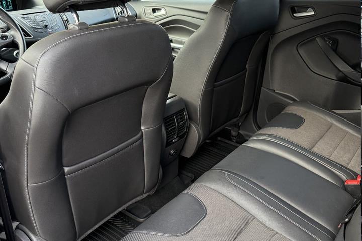 undefined Ford Kuga fra 2015