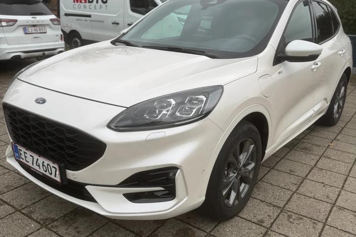 Hvid Ford Kuga fra 2020