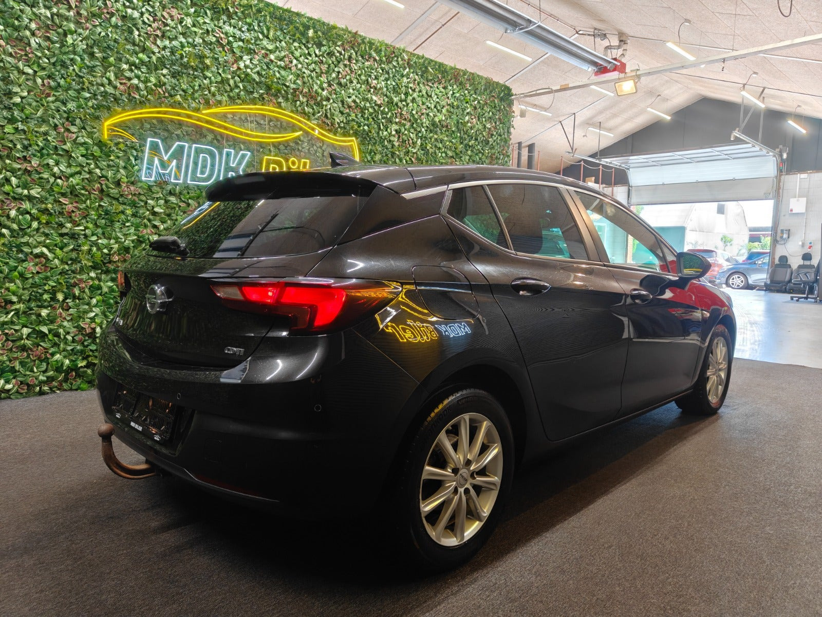 undefined Opel Astra fra 2017