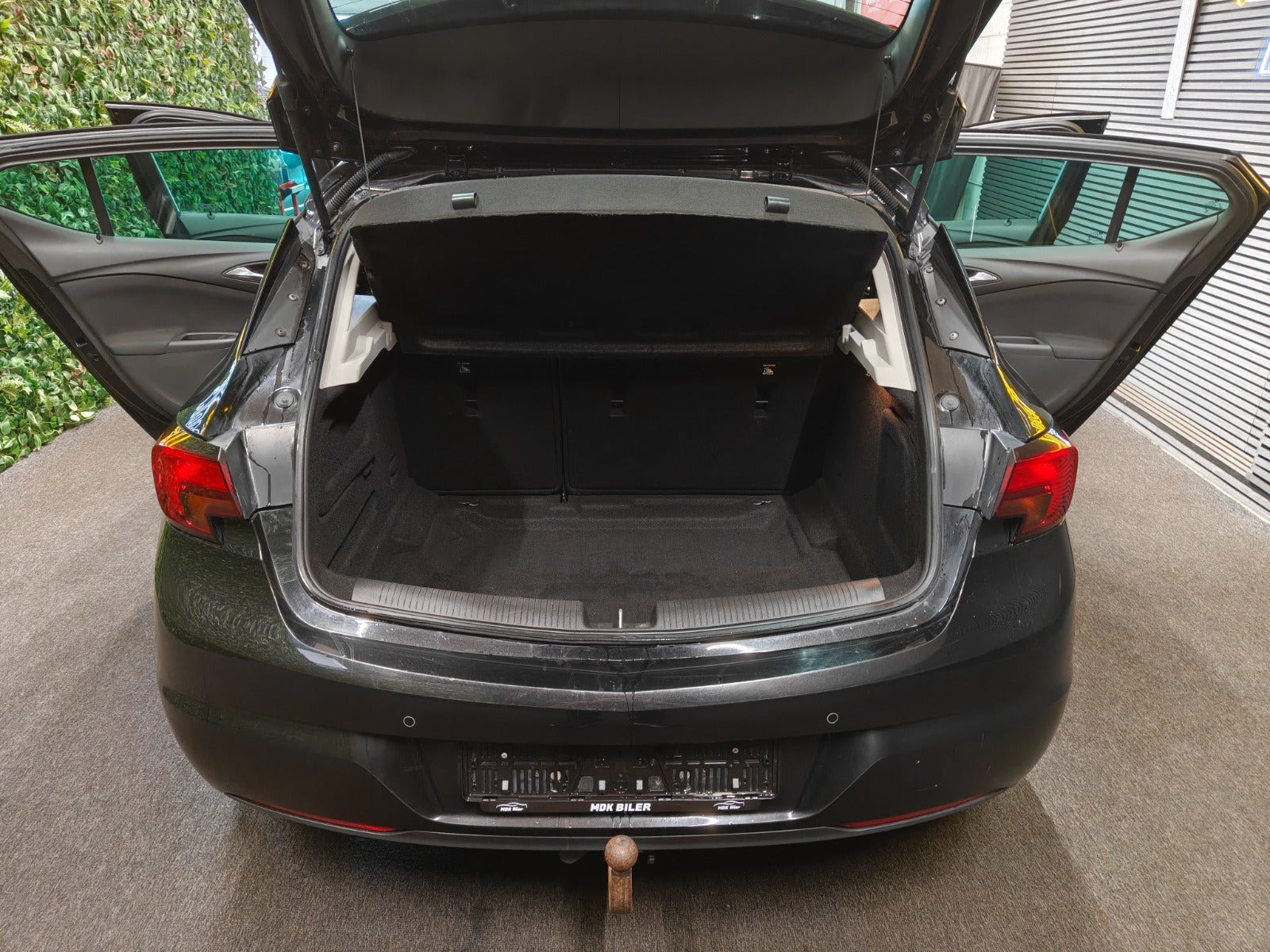 undefined Opel Astra fra 2017