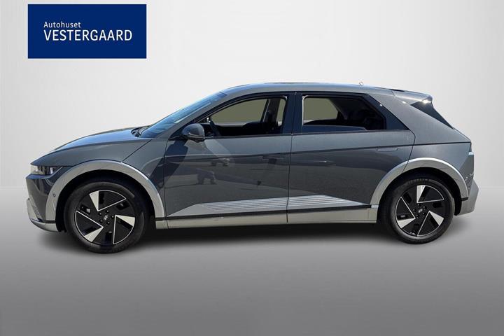 Grå Hyundai Ioniq 5 fra 2025