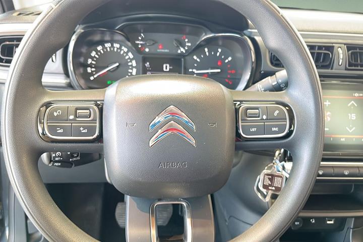 Grå Citroën C3 fra 2017