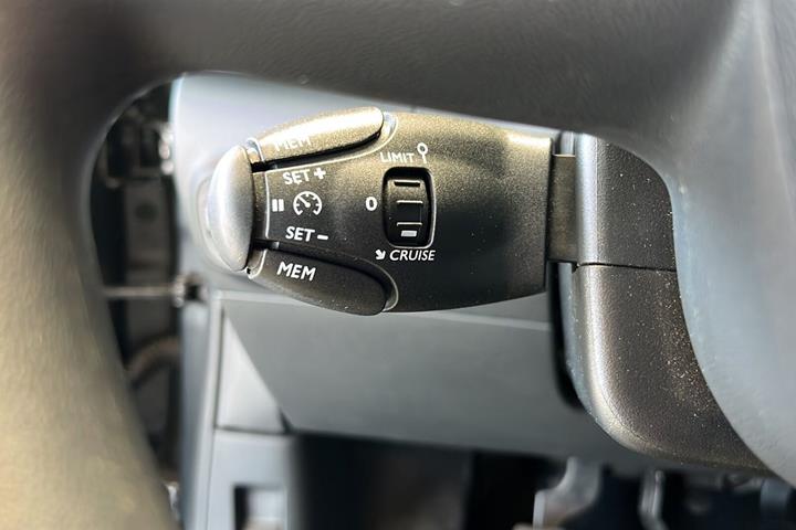 Grå Citroën C3 fra 2017