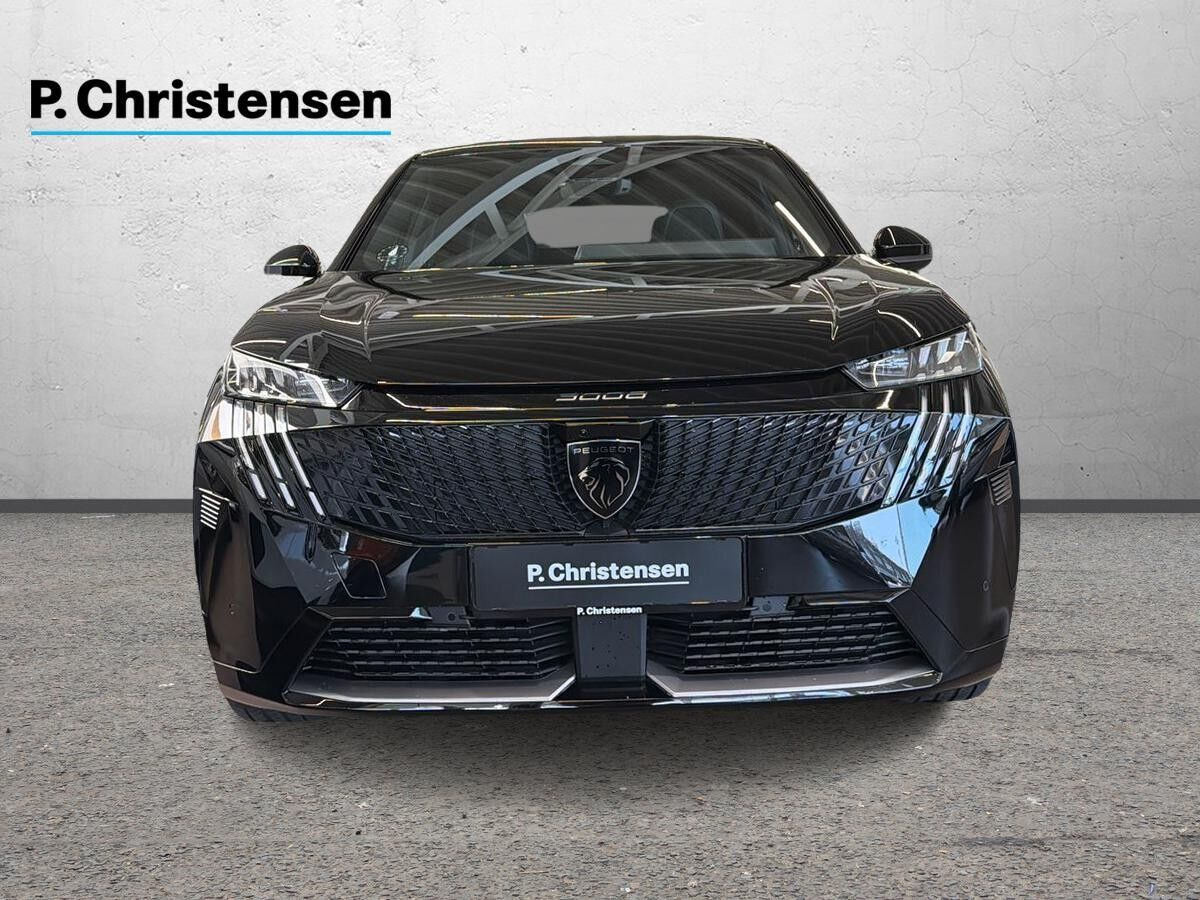 Sort Peugeot e-3008 fra 2025