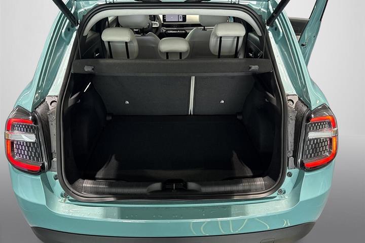 Blå Fiat 600e fra 2025