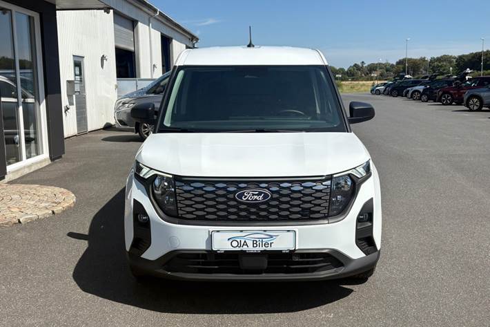 Hvid Ford E-Transit Courier fra 2025