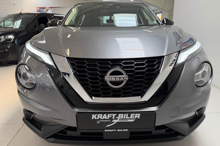 Grå Nissan Juke fra 2023