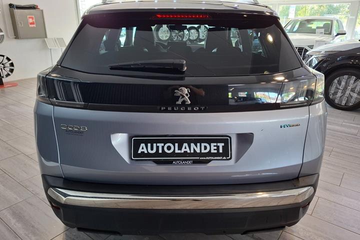 Sølv Peugeot 3008 fra 2020