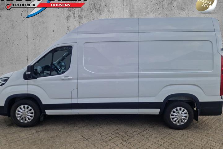 Hvid Maxus e-Deliver 9 fra 2023