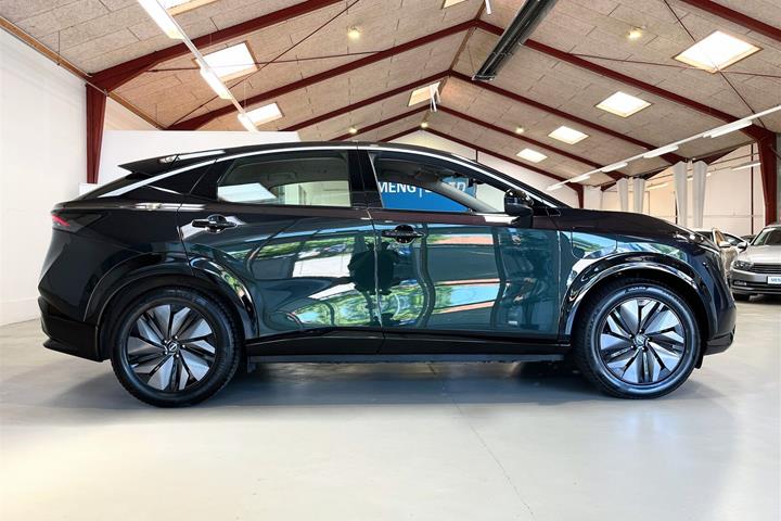 Grøn Nissan Ariya fra 2024