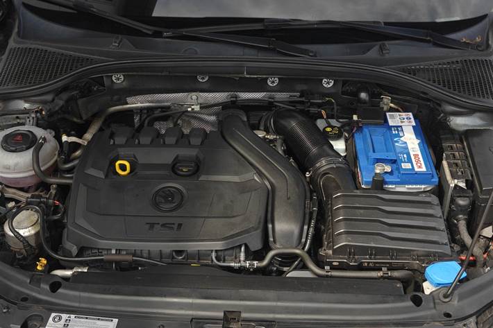 Grå Skoda Octavia fra 2018