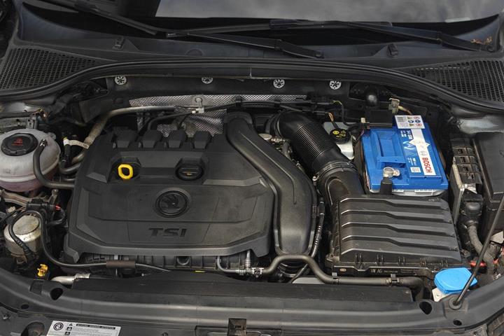 Grå Skoda Octavia fra 2018
