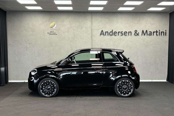 Grøn Fiat 500e fra 2023