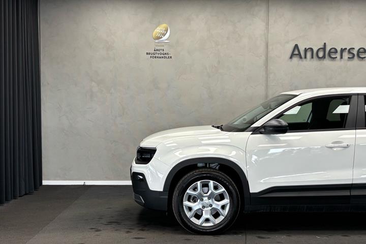 Hvid Jeep Avenger fra 2023