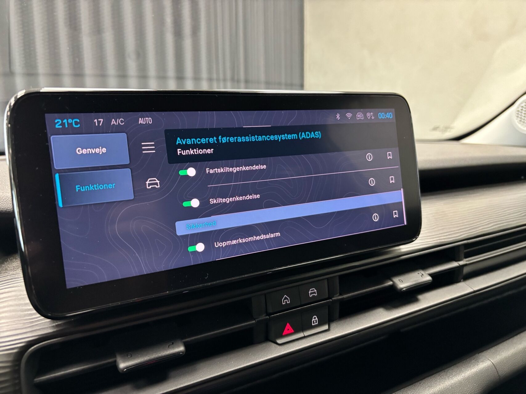 Hvid Jeep Avenger fra 2023