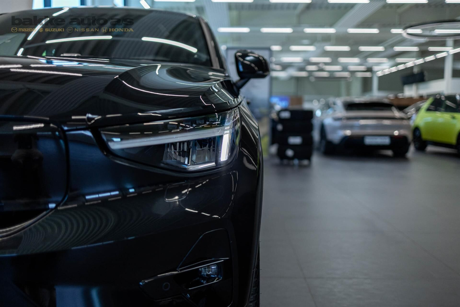 Sort Volvo C40 fra 2023