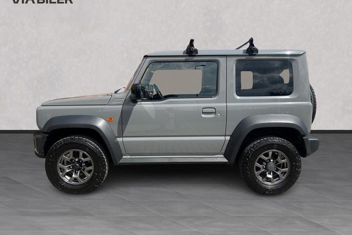 Grå Suzuki Jimny fra 2020