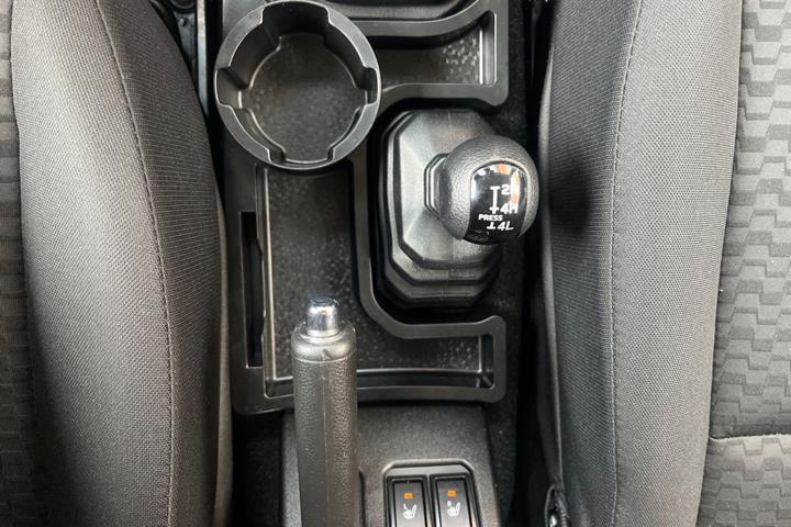 Grå Suzuki Jimny fra 2020