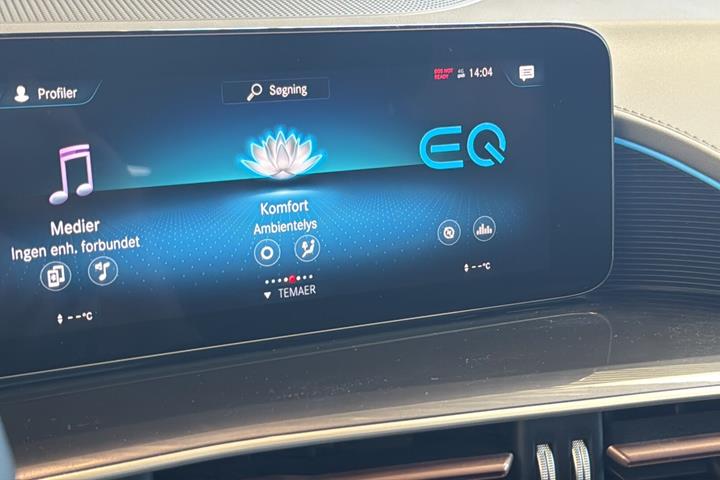 Sort Mercedes EQC 400 fra 2023