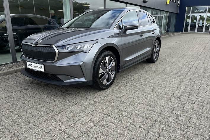Grå Skoda Enyaq fra 2025