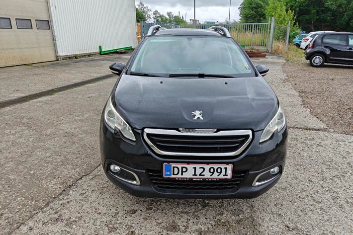 Gul Peugeot 2008 fra 2014