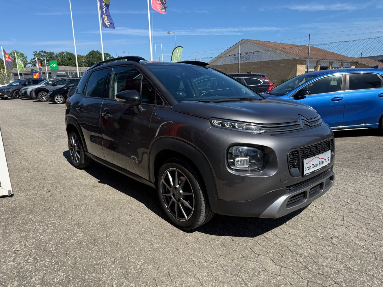 Grå Citroën C3 Aircross fra 2020