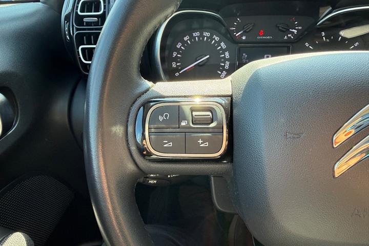 Grå Citroën C3 Aircross fra 2020