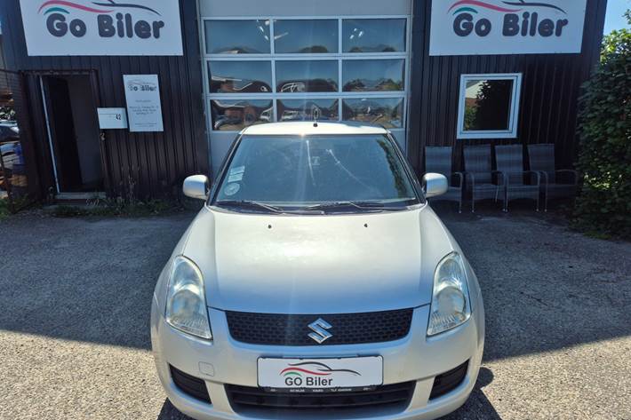Grøn Suzuki Swift fra 2008