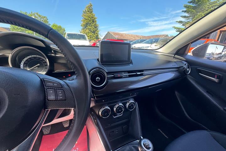 undefined Mazda 2 fra 2016