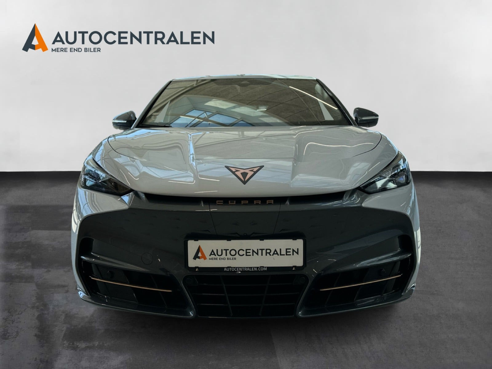 Hvid Cupra Tavascan fra 2024