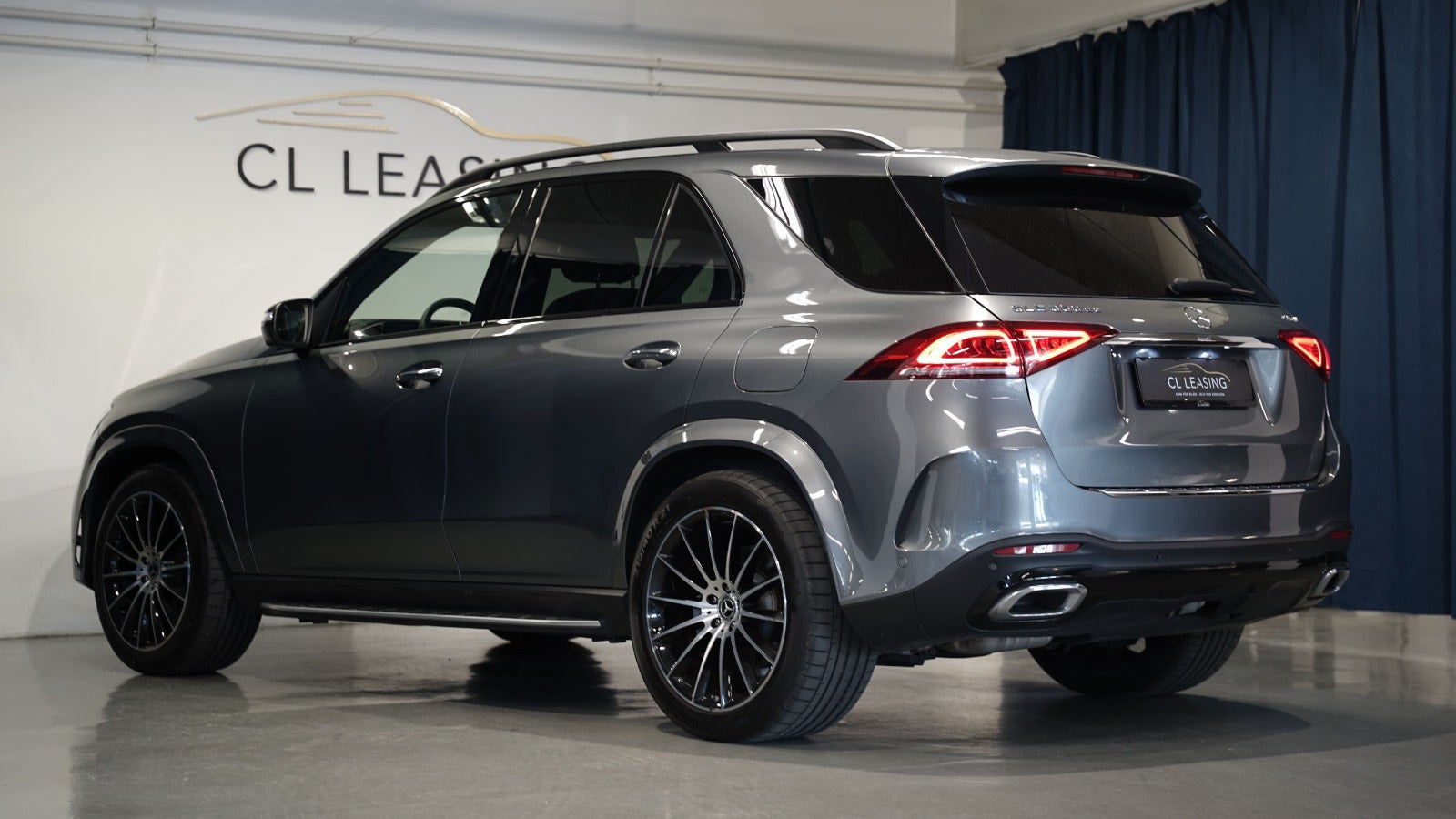 Grå Mercedes GLE350 de fra 2022