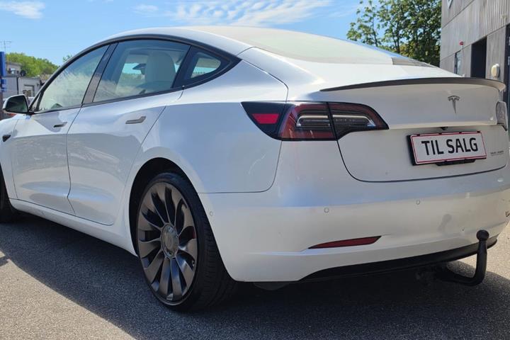 undefined Tesla Model 3 fra 2021