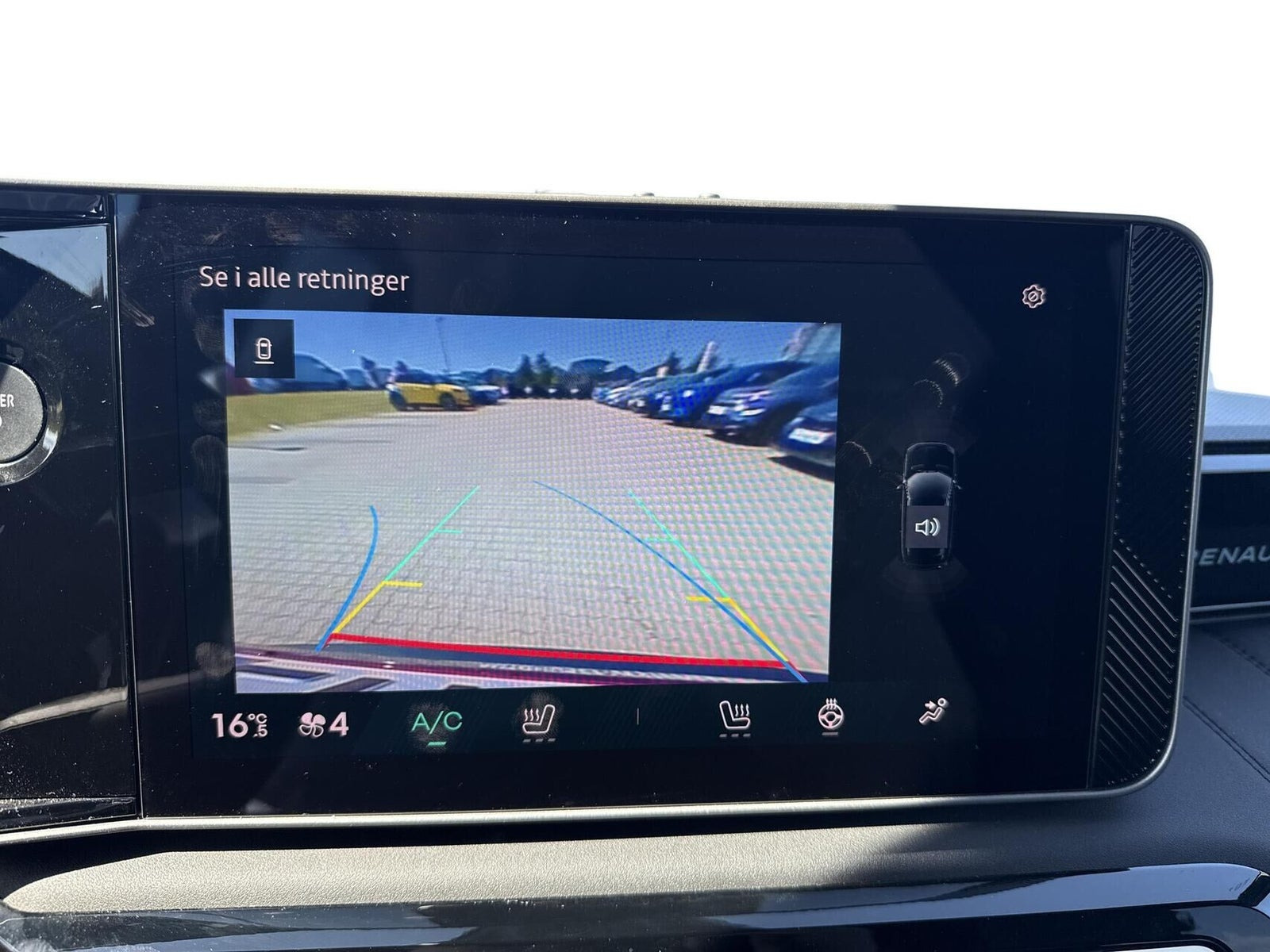 Blå Renault 4 E-Tech fra 2025