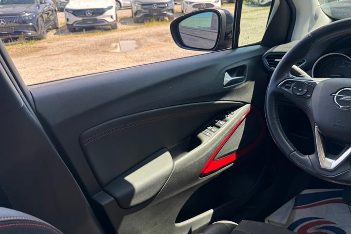 Sort Opel Crossland fra 2023