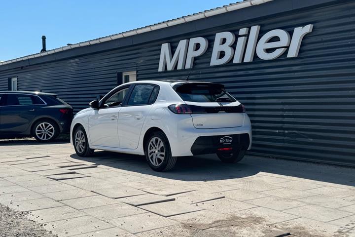 Hvid Peugeot 208 fra 2020