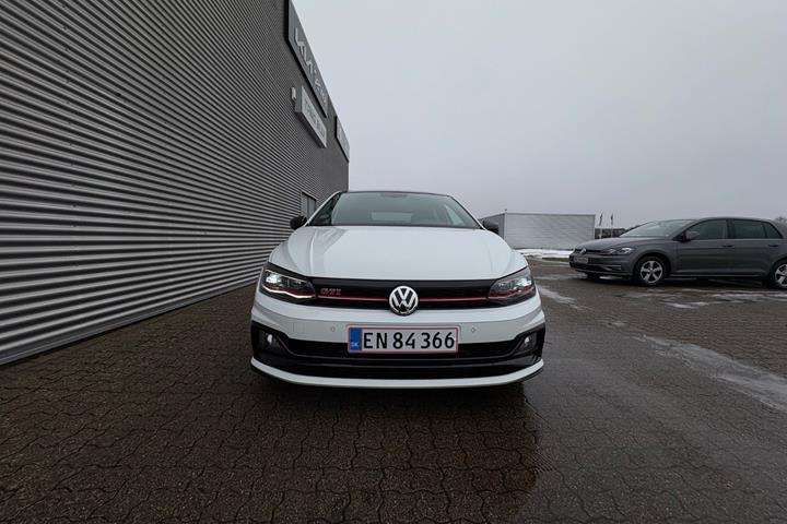 Hvid VW Polo fra 2018